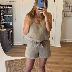 Nwt matching cotton set too & high waisted shorts size large wearing m in pic